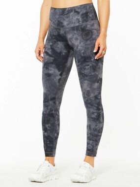 Lululemon -  diamond dye pitch with pockets leggings align leggings 25” - size 2